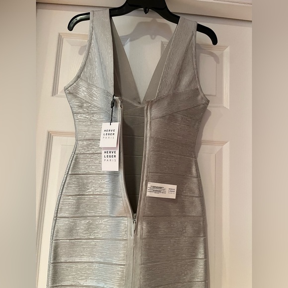 HERVE LEGER DEEP V BANDAGE DRESS - Picture 5 of 8